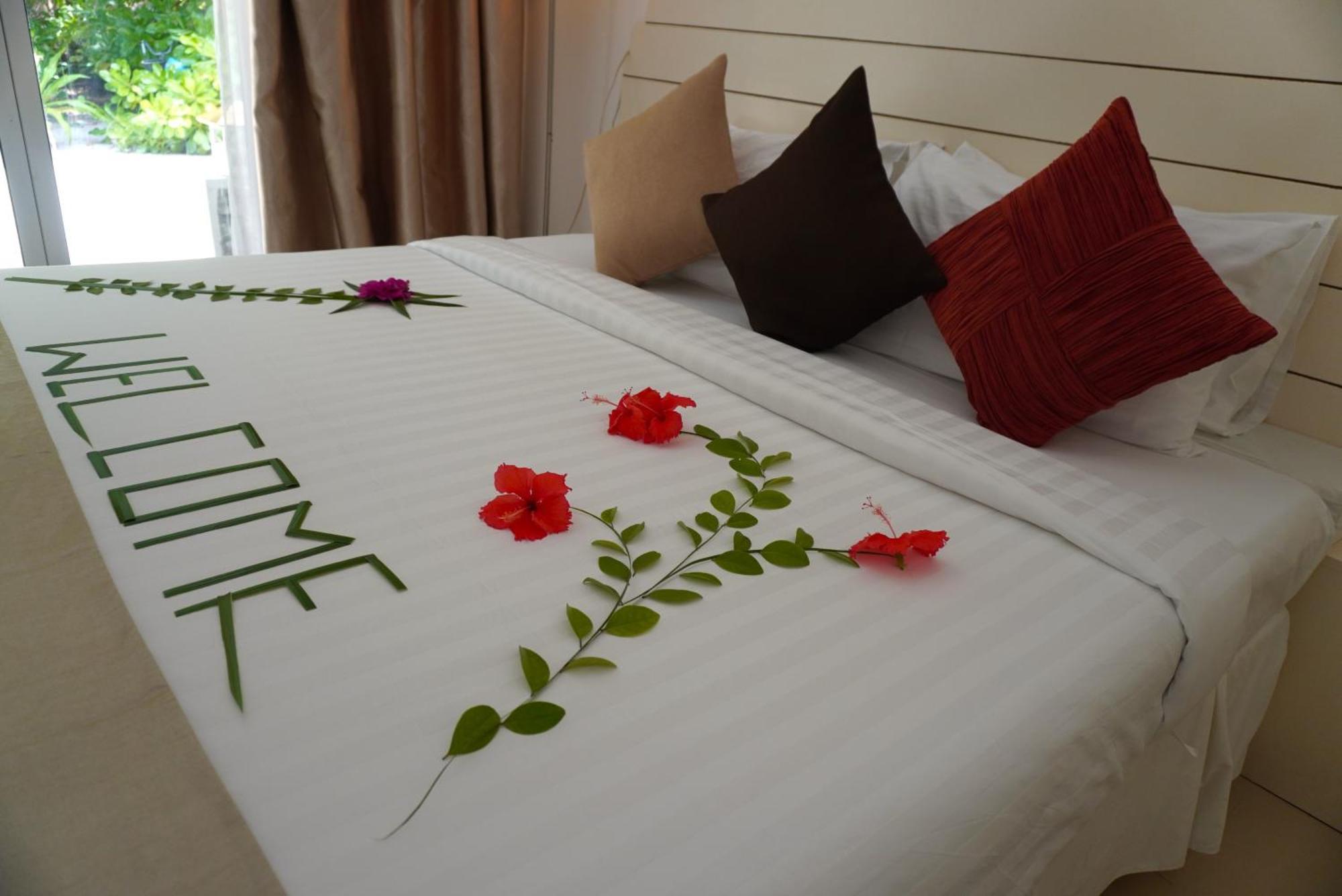 Tme Retreats Dhigurah Hotel Dhigurah  Exterior foto